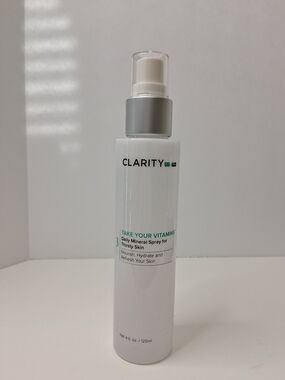 Clarity Take Your Vitamins Daily Mineral Spray — White